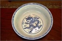 Chinese circular blue & white deep bowl with