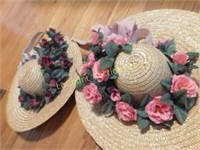 2 straw hat floral wall decor