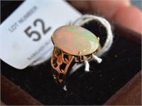 18ct gold opal set ring with pierced detail to