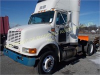 2000 INTERNATIONAL 8100 CONVENTIONAL DAY CAB ROAD