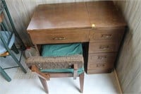 PACESETTER BY BROTHER - CABINET SEWING MACHINE