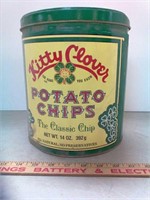 Vintage Kitty clover potato chips tin