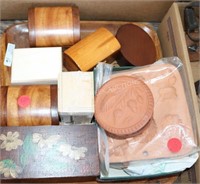 GROUP CARVED WOOD BOXES & MOLDS