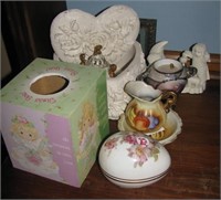 Vanity items including covered dishes, miniature