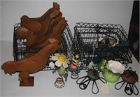 (4) Various size wire baskets, (5) Metal chicken