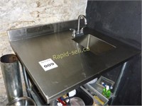 Stainless Steel Sink/Counter