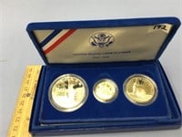 US Liberty coin set 1986 with gold coin        (a