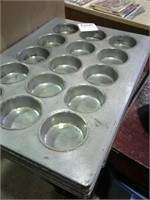 6 muffin pans -large