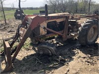 Case 530 tractor w/loader and forks