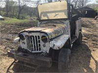 Old Safari type jeep no engine parts vehicle only