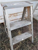 2' Folding Aluminum Step Ladder - #1