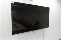 75in Samsung Flatscreen TV