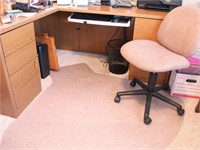 Corner Desk & Office Chair