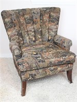 Barrel Back Upholstered Chair
