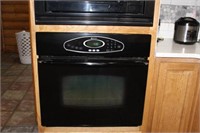 MAYTAG 30" WALL MOUNTED OVEN