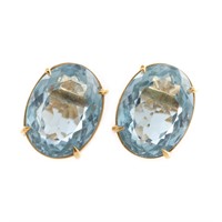 A Lady's Pair of Aquamarine Earrings in 18K