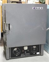 BLUE M Constant Temperature Cabinet / Lab Oven