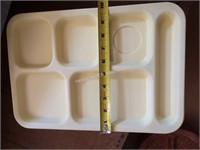 (10) Cream divided serving trays