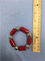 Coral and silver bead stretch bracelet   (322)