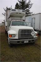 1995 Ford F800w/20' bed & Thermo King Unit