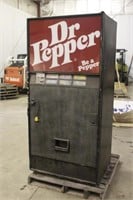 DR PEPPER SODA MACHINE, UNKNOWN CONDITION, KEYS