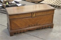 CASWELL-RUNYAN CEDAR CHEST WITH KEY APPROX