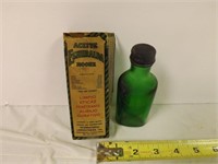 Vintage Acetite Esmerelda Bottle & Box