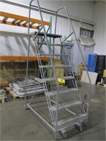 8' Aircraft Type Warehouse Ladder