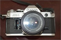 Canon AE-1 35mm SLR  Camera / 50 mm lens