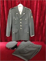 US Army Dress Uniform w/ Cap