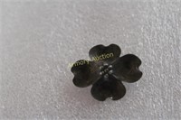 STERLING CLOVER PIN