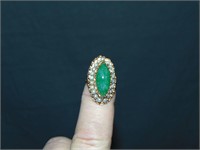 Vintage Jadeite/Pearl /Gold Ring.