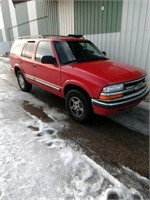 2000 Chevrolet Blazer LS-RED 285,125 N/R