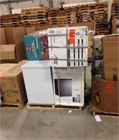 1101-Small Appliances;Retail Value: $1,167.76