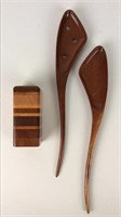 Pair of wooden spoons with Wood Vase