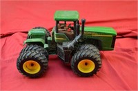 John Deere 4WD 4X4 Tractor