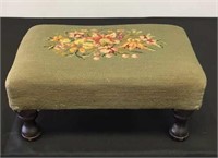 VTG HAND KNITTED FOOT STOOL 16"X11"x7"