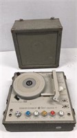 Newcomb RT-1230V Record Player & Speaker System