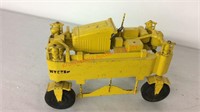 Durge hyster straddle truck