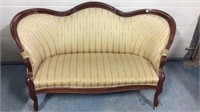 PARLOUR LOVESEAT