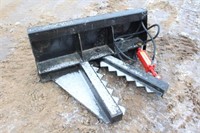 SKID STEER HYDRAULIC TREE PULLER