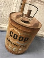 Vintage, Metal 5 Gallon Coop Motor Oil Can
