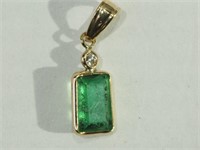14K Yellow Gold Emerald(1.10ct) & Diamond Pendant