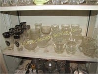 Approx. 33 pcs glassware: sherbet dishes,