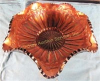 Carnival: 1 fluted dish (good condition)