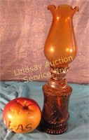 Amber glass dresser lamp w/ chimney