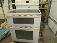 Maytag Gemini Kitchen stove with convection oven
