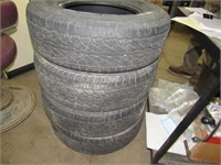 Set of 4 Tires P235/70R16