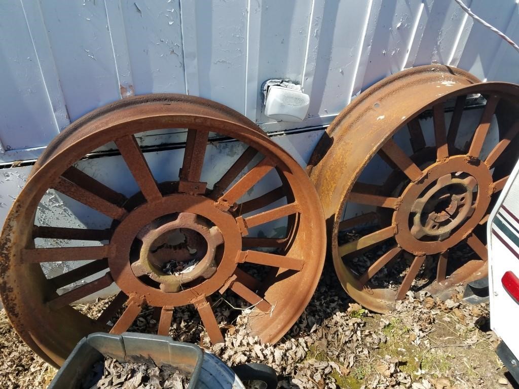 RESCHEDULED Vintage Tractor Consignment Auction - WEATHER U