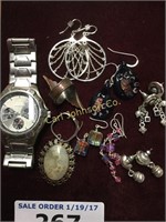 lot of jewelry/watch